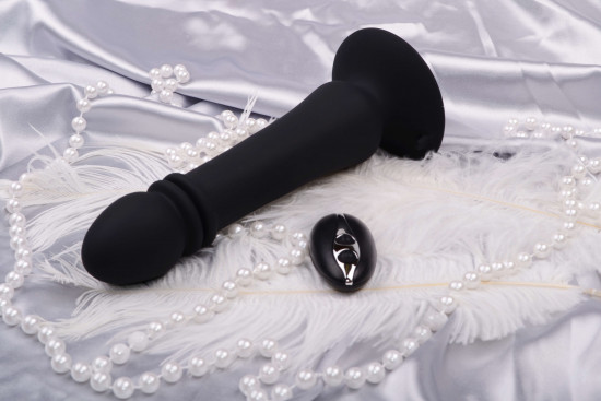 Přirážecí anální vibrátor Dream Orgasm s diaľkovým ovládaním (19,5 cm)