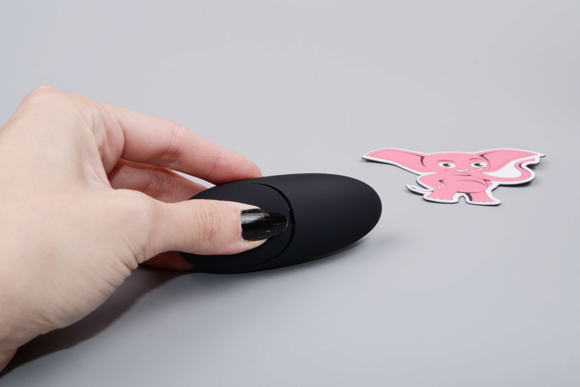 Nohavičkový vibrátor Triple Love s diaľkovým ovládaním, ovládač