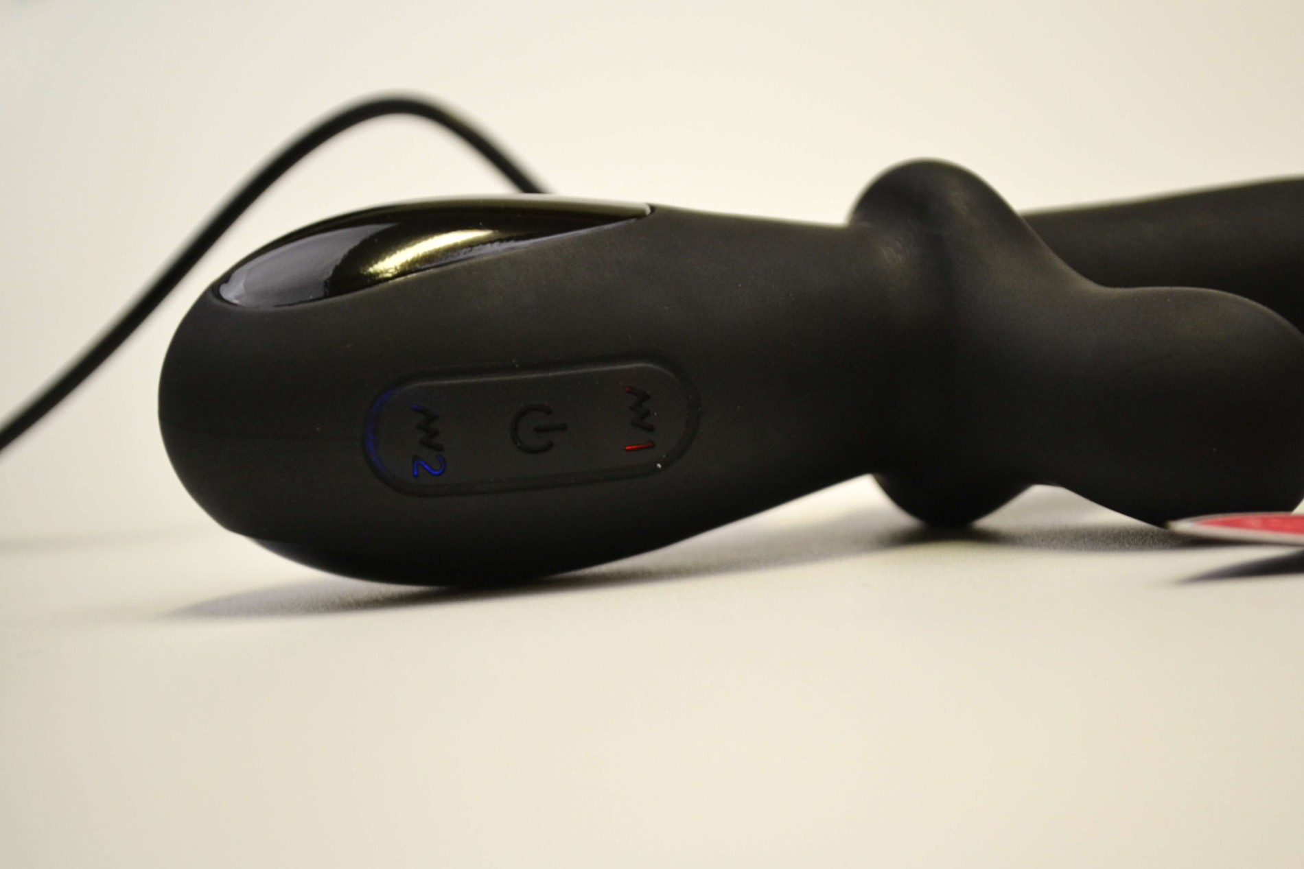 Elexcite Voltage (19,3 cm) + ToyCleaner 75 ml darček, dobíjací