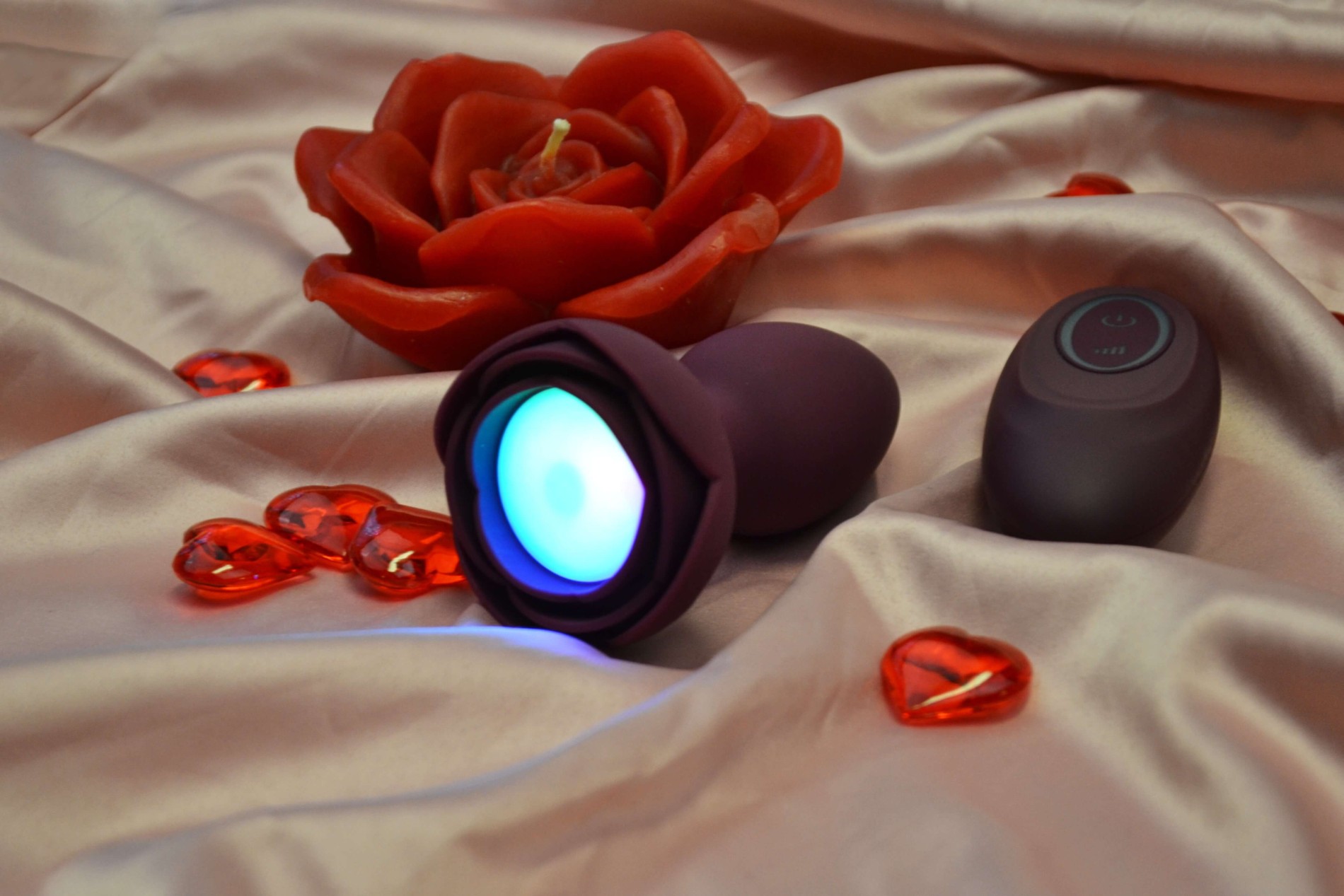 Svietiaci análny kolík s dotykovým tlačidlom Rose Flash (9,5 cm)