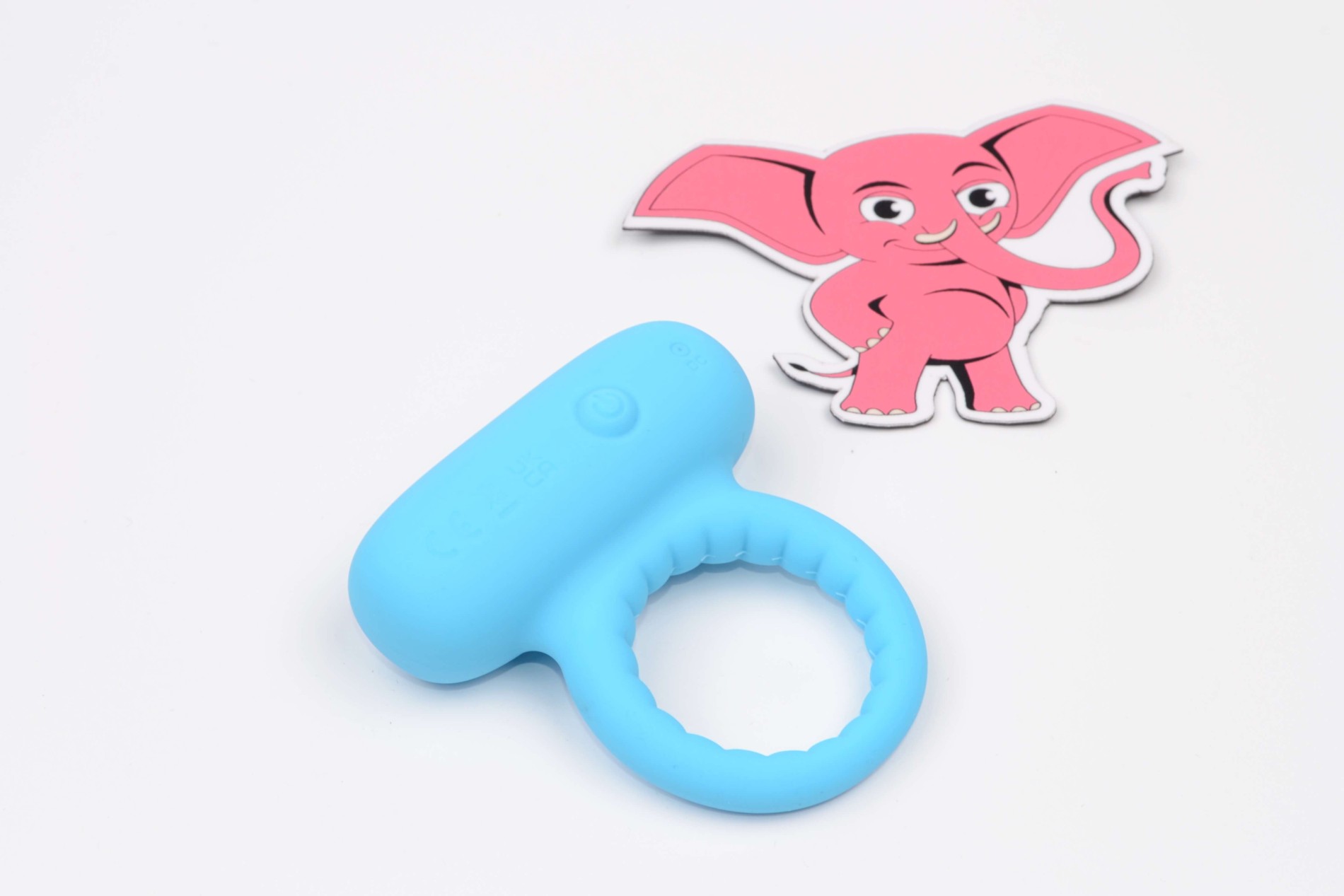 Vibračný erekčný krúžok Hammer Shark