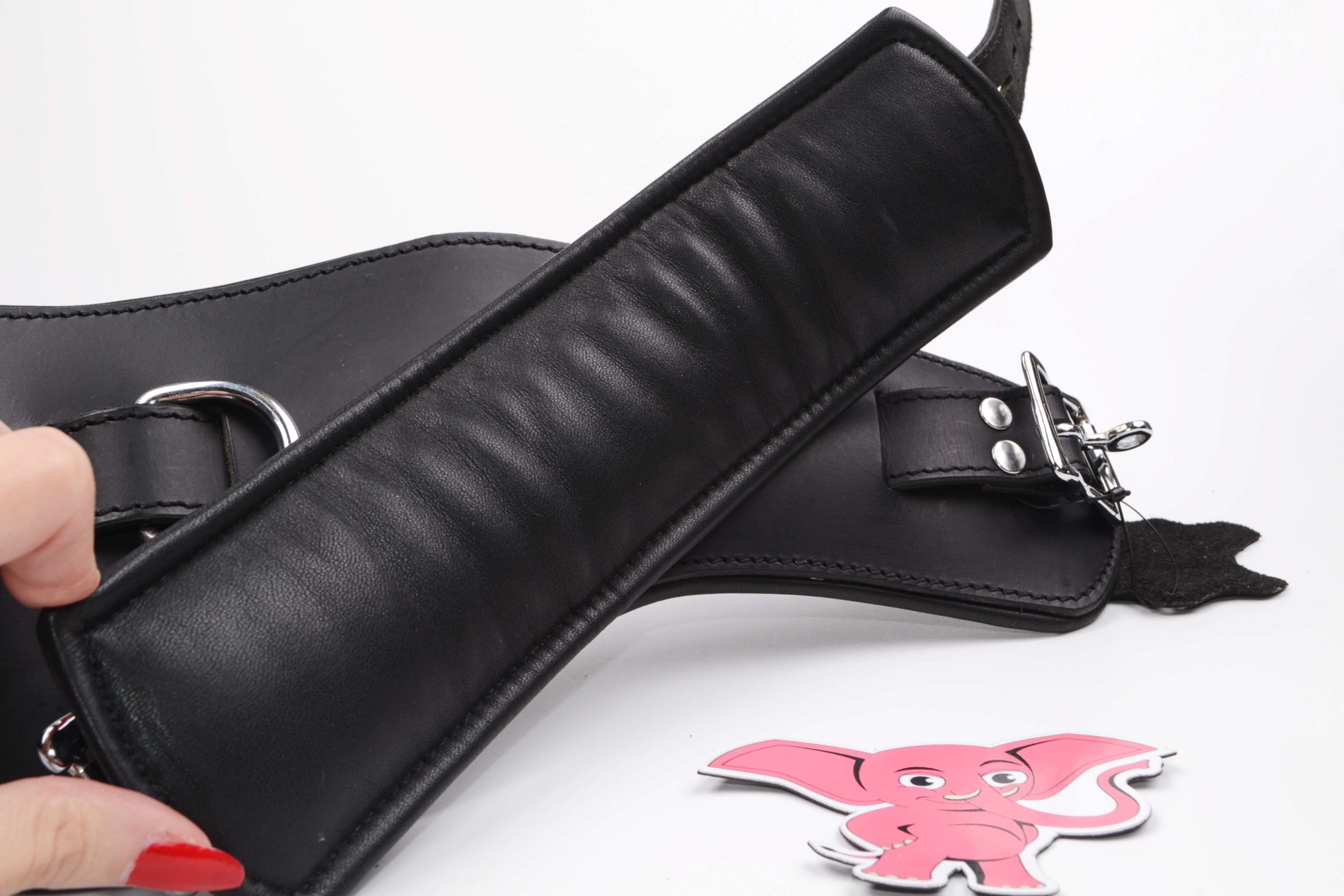 Kožený obojok s putami na ruky Leatherix RestrainMe