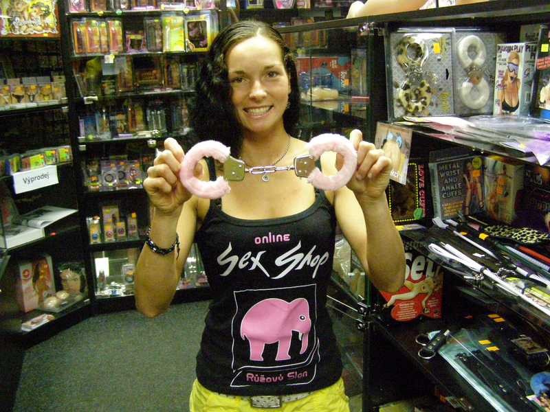 Kvalitné putá na ruky s plyšom - ružová