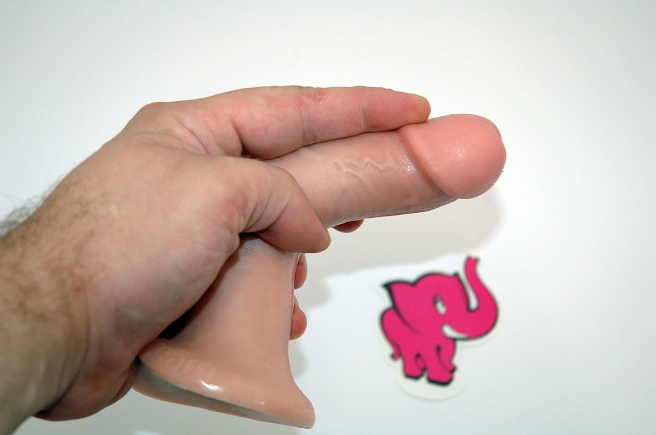 Pripínací penis King Cock S, ohybnosť