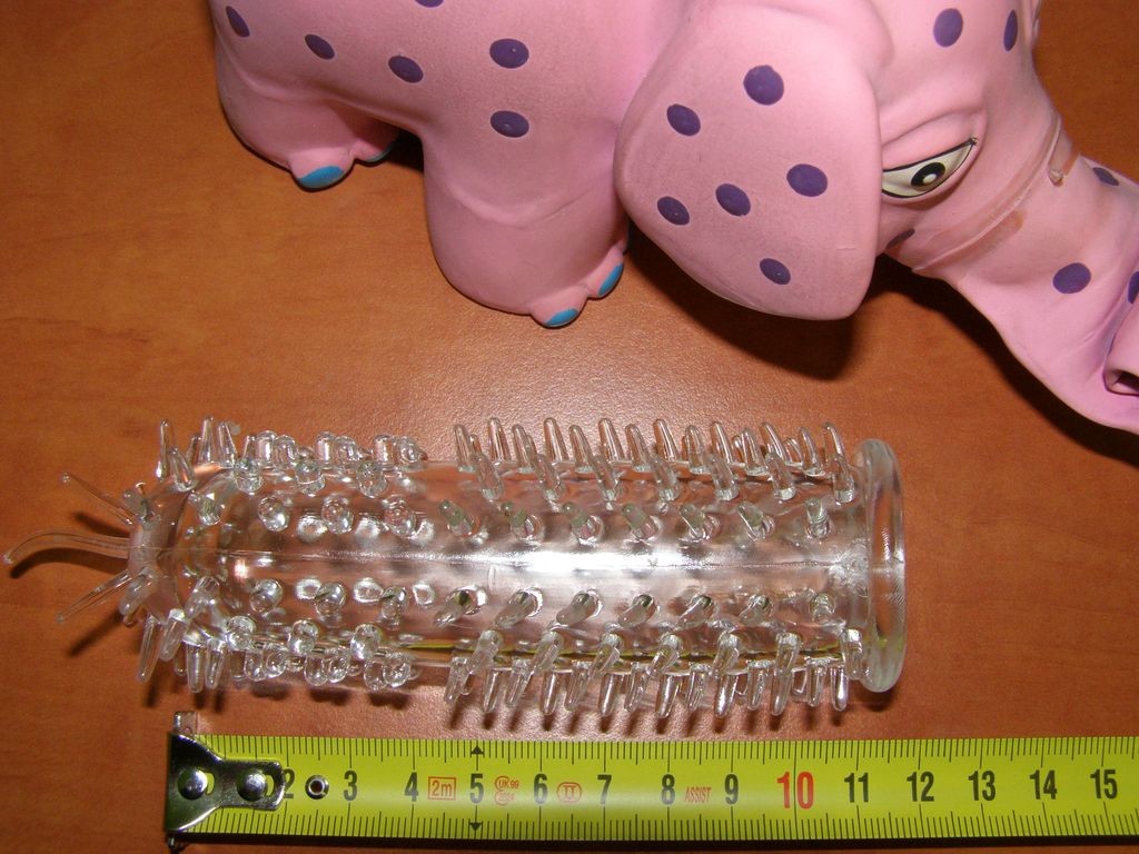 Návlek na penis s výstupkami