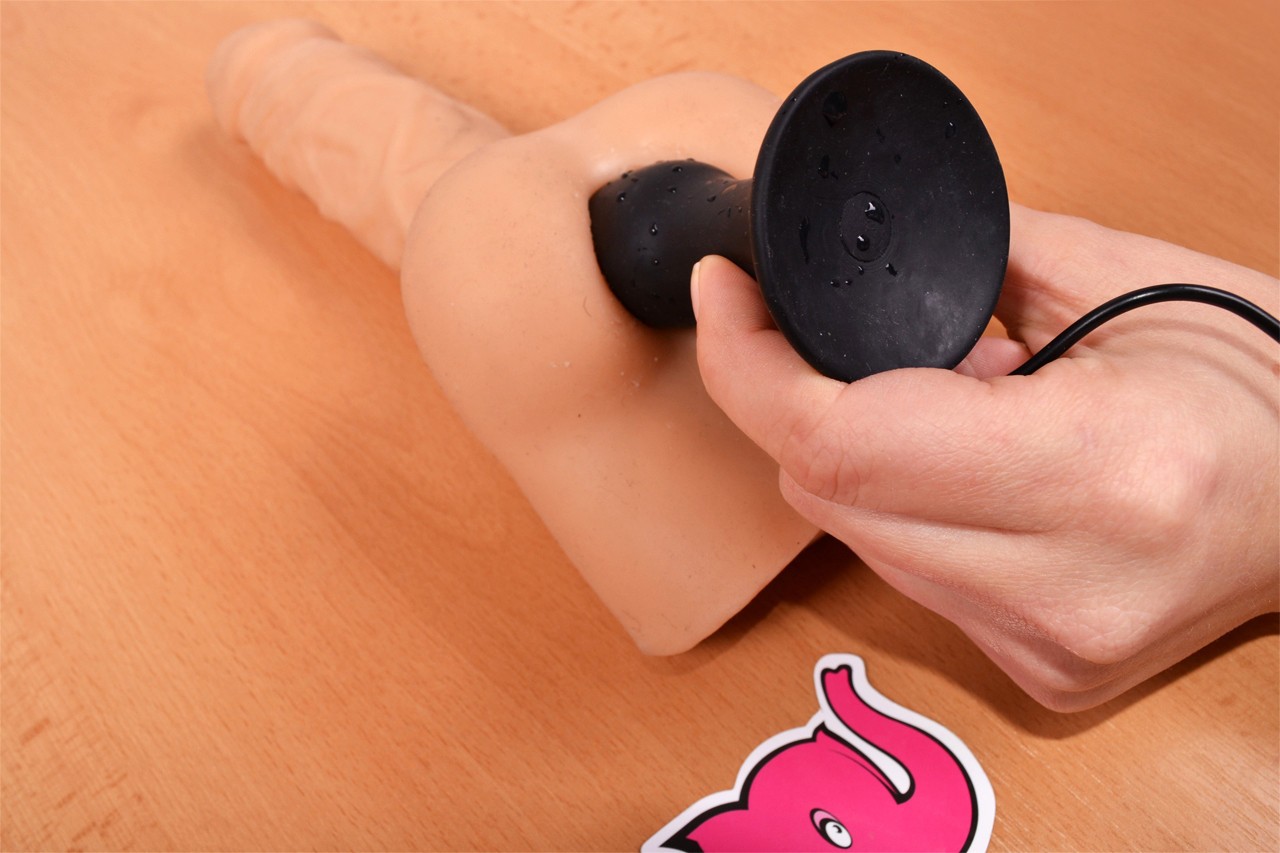 Vibračný análny kolík Butt Vibe