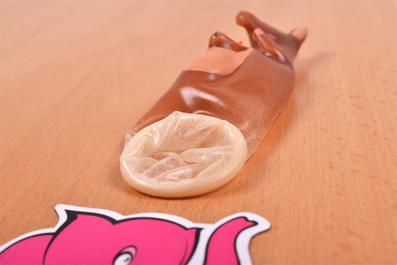 ERCO žartovný kondóm - fotenie v predajni Ružový Slon Havířov