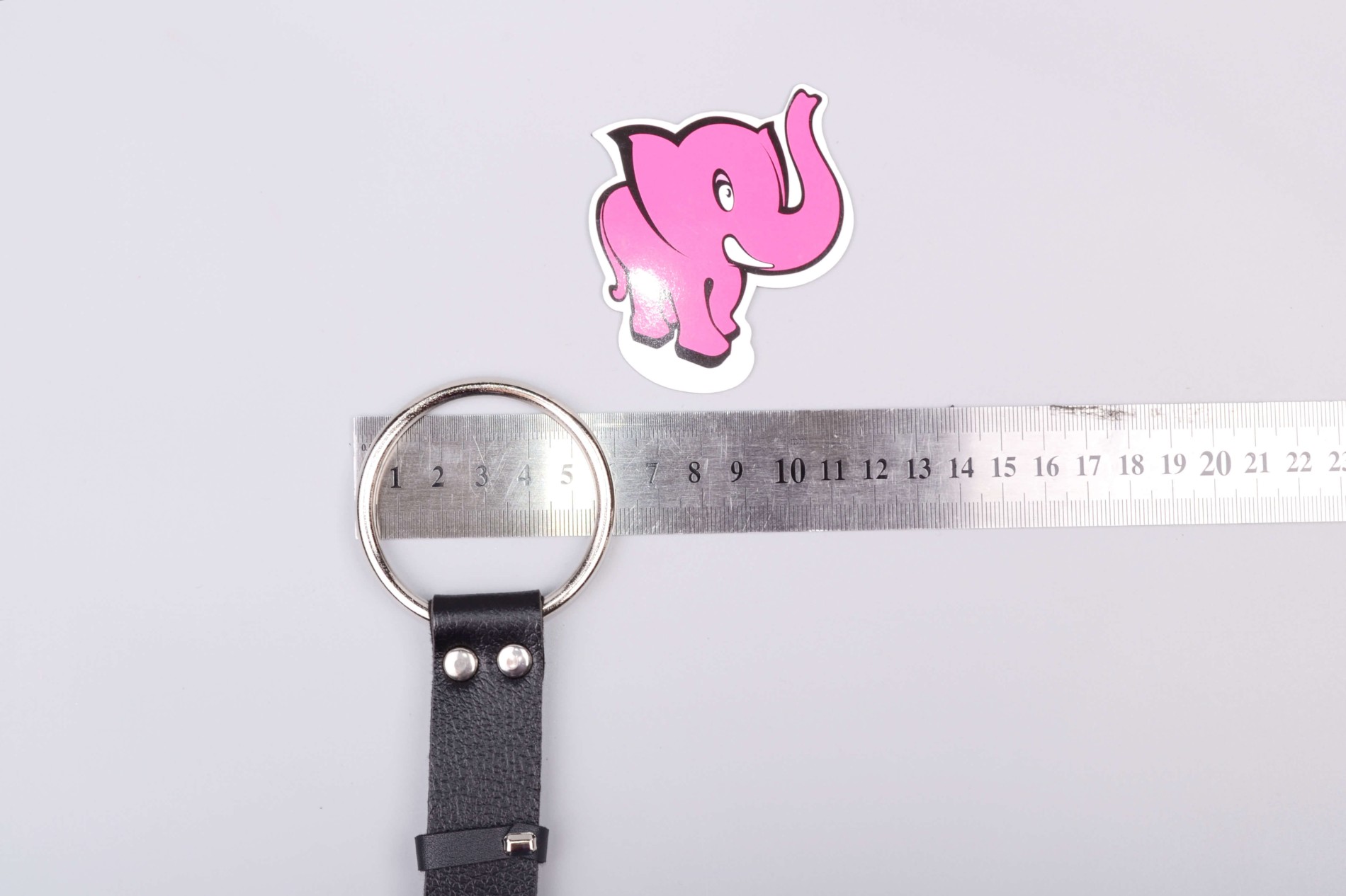 Svorky na bradavky s krúžkom na penis Pinch