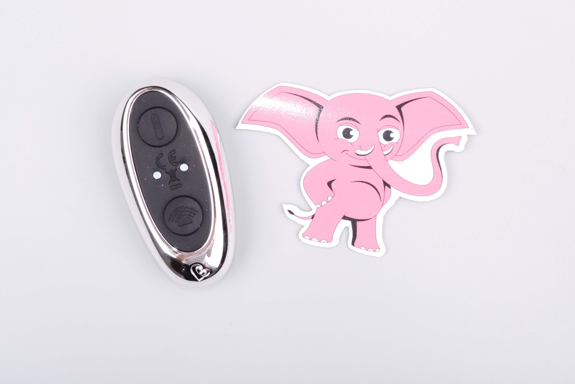 Análny kolík Rock Swing s krúžkami a diaľkovým ovládaním