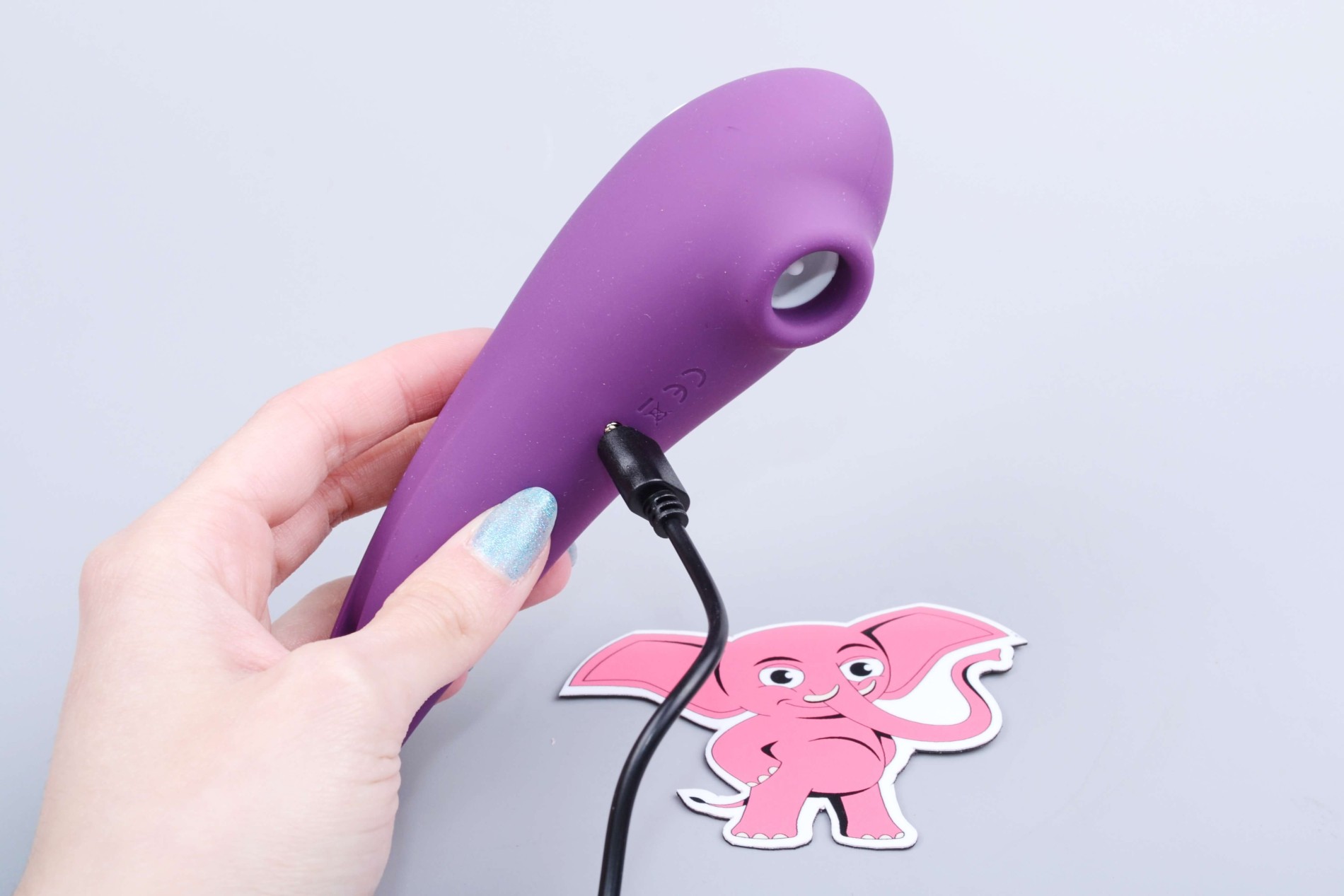 Tlakový vibrátor Birdie Boo, nabíjanie