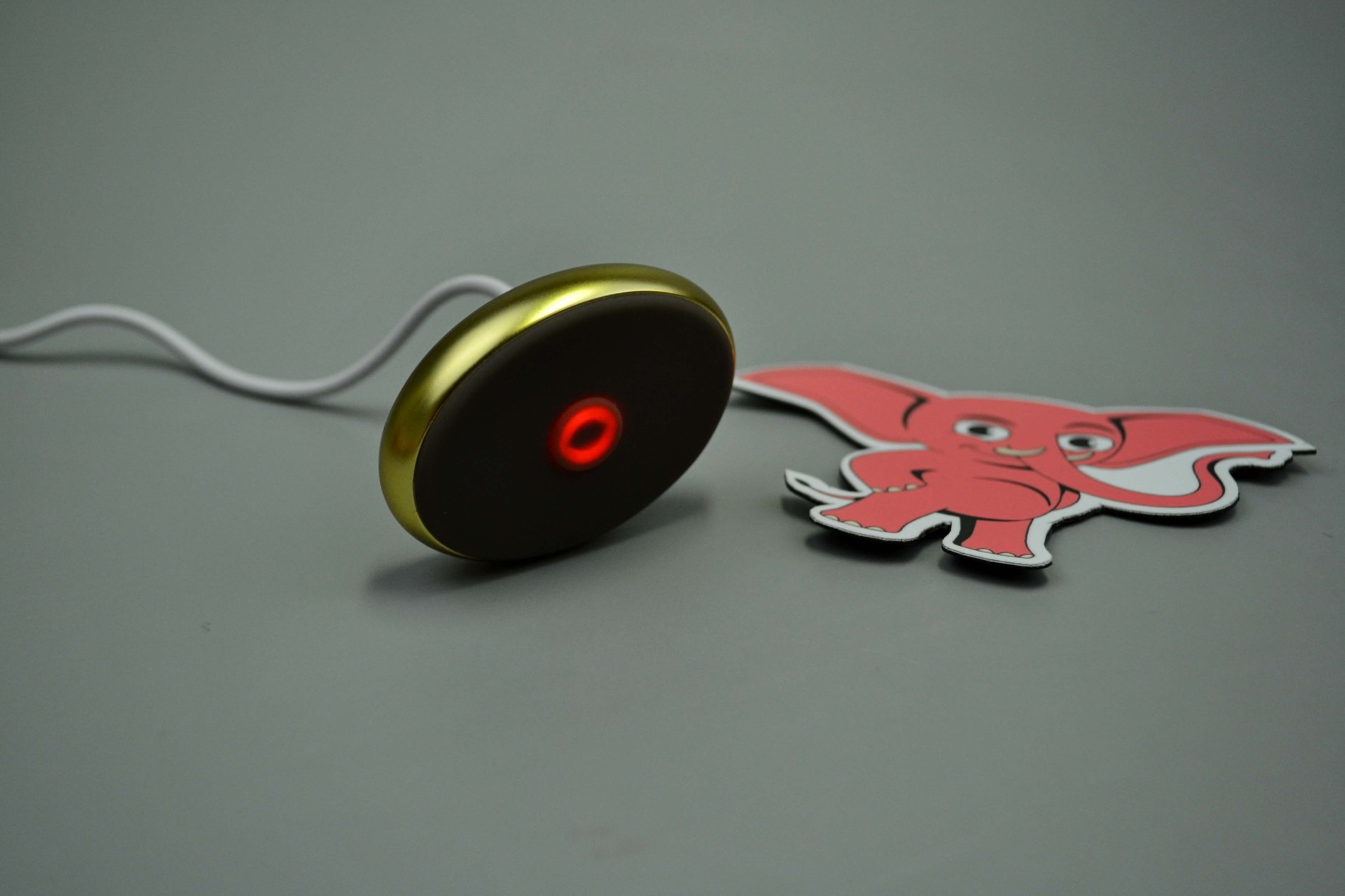 Realistický vibrátor s prísavkou z dvojitého silikónu Pipedream King Cock Gigant s diaľkovým ovládačom, nabíjanie