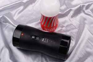 Tenga Vacuum Gyro Roller rotačný masturbátor (20 cm)