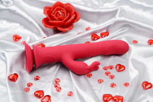 Aphrodite Bunny Twister rotujúci vibrátor na klitoris s prísavkou (24 cm) + ToyCleaner 75 ml darček