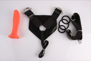 Postroj Tender Ties s dildom (15,5 cm)
