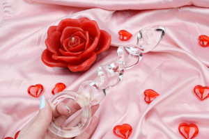 Sklenené dildo Heaven Gate (16 cm) + darček Toybag
