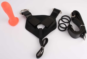 Postroj Tender Ties s dildom (15,5 cm)