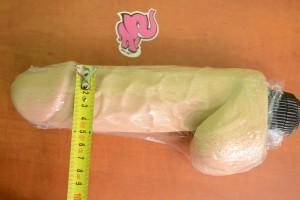 Vibrátor s semenníkmi BiggBoy 23 × 5 cm