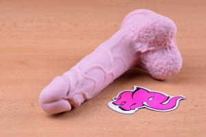 Dildo s prísavkou a semenníkmi Silicone (18 cm), detail žaluďa