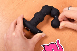 Análne guličky Vibro Bubbles - skúšame ohybnosť