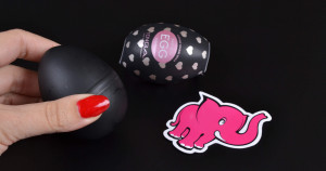 Tenga Egg Lovers masturbátor, v ruke