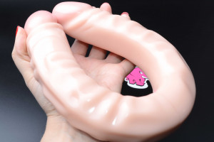 Obojstranné dildo Twinhead, ohýbanie