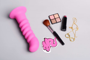 Silikónové dildo s prísavkou Hot Pink (18 cm)