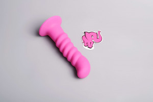 Silikónové dildo s prísavkou Hot Pink (18 cm)