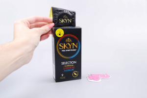 SKYN Selection - mix bezlatexových kondómov (9 ks)